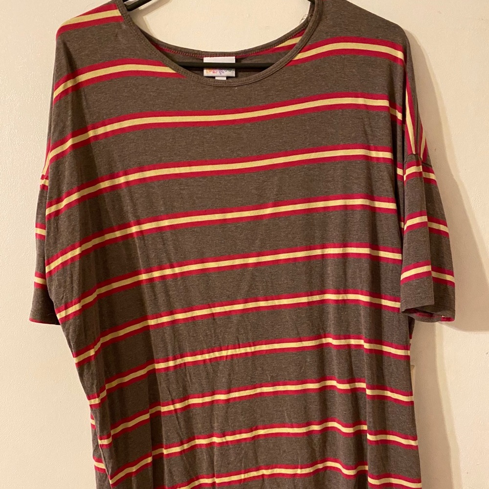 LulaRoe S Irma Tunic